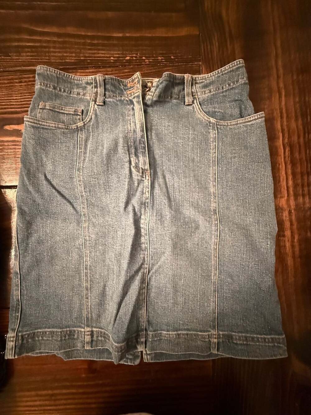 Jones New York sport size 6 Jean denim skirt